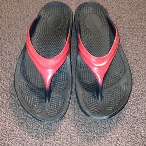 OOFOS Flipflops